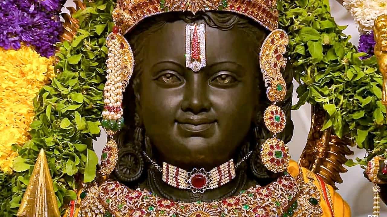 ರಾಮನ ಪ್ರಾಣ ಪ್ರತಿಷ್ಠಾಪನೆ ಬಗ್ಗೆ ಸೆಲೆಬ್ರಿಟಿಗಳು ರಿಯಾಕ್ಟ್ ಮಾಡಿದ್ದು ಹೇಗೆ? ಇಲ್ಲಿದೆ ವಿವರ ರಾಮನ ಪ್ರಾಣ ಪ್ರತಿಷ್ಠಾಪನೆ ಬಗ್ಗೆ ಸೆಲೆಬ್ರಿಟಿಗಳು ರಿಯಾಕ್ಟ್ ಮಾಡಿದ್ದು ಹೇಗೆ? ಇಲ್ಲಿದೆ ವಿವರ