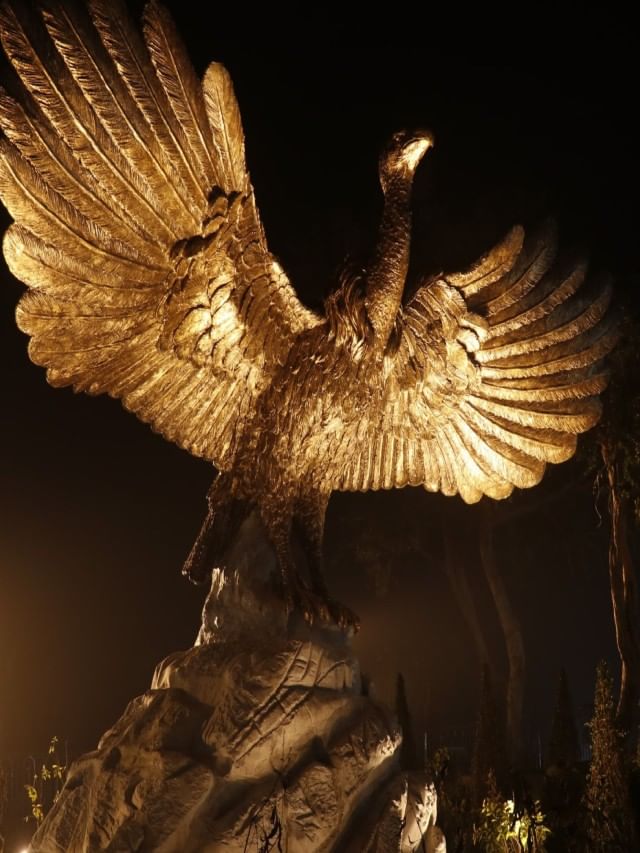 ರಾತ್ರಿ ಹೊತ್ತು ಹೀಗೆ ಕಾಣ್ತಿದೆ ಅಯೋಧ್ಯೆಯ ರಾಮ ಮಂದಿರ