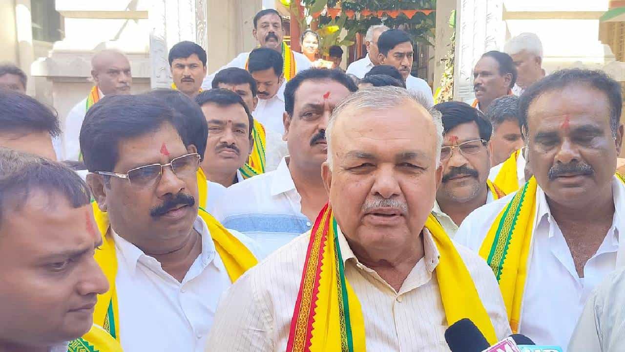ಕಾಂಗ್ರೆಸ್ನವರೇ ನಿಜವಾದ ಹಿಂದೂಗಳು; ರಾಜಕಾರಣಕ್ಕೆ ಹಿಂದುತ್ವ, ಶ್ರೀರಾಮನ ಬಳಸಿಕೊಂಡಿಲ್ಲ -ಸಚಿವ ರಾಮಲಿಂಗಾರೆಡ್ಡಿ ಕಾಂಗ್ರೆಸ್ನವರೇ ನಿಜವಾದ ಹಿಂದೂಗಳು; ರಾಜಕಾರಣಕ್ಕೆ ಹಿಂದುತ್ವ, ಶ್ರೀರಾಮನ ಬಳಸಿಕೊಂಡಿಲ್ಲ -ಸಚಿವ ರಾಮಲಿಂಗಾರೆಡ್ಡಿ