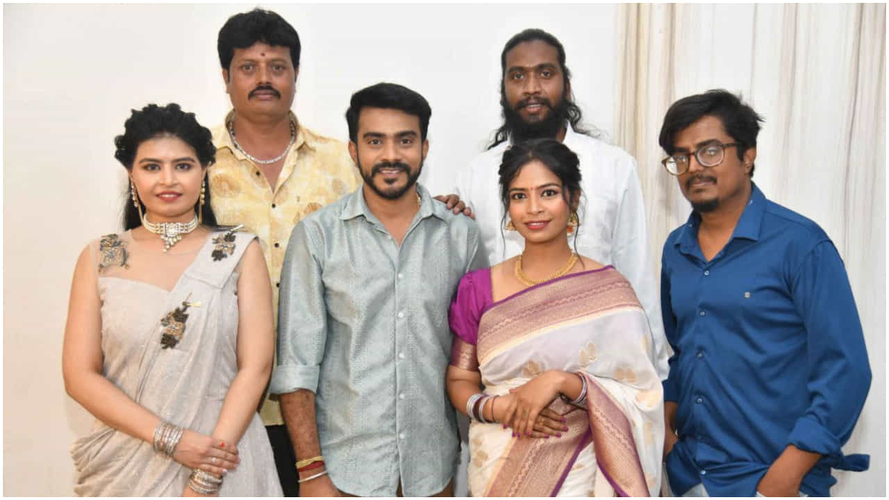‘ಕಾಮಿಡಿ ಕಿಲಾಡಿಗಳು’ ನಟ ಸೀರುಂಡೆ ರಘು ಹೀರೋ ಆಗಿರುವ ‘ರಣಾಕ್ಷ’ ಚಿತ್ರದ ಆಡಿಯೋ ಬಿಡುಗಡೆ ‘ಕಾಮಿಡಿ ಕಿಲಾಡಿಗಳು’ ನಟ ಸೀರುಂಡೆ ರಘು ಹೀರೋ ಆಗಿರುವ ‘ರಣಾಕ್ಷ’ ಚಿತ್ರದ ಆಡಿಯೋ ಬಿಡುಗಡೆ