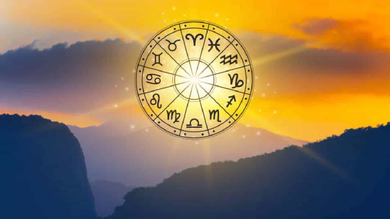 Horoscope 3 Jan: ದಿನಭವಿಷ್ಯ, ಈ ರಾಶಿಯವರು ನಿತ್ಯದ ಕೆಲಸದ ಹೊರತಾಗಿ ಏನನ್ನಾದರೂ ಮಾಡಲು ಪ್ರಯತ್ನಿಸಿ