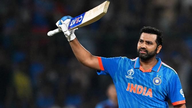 Rohit Sharma: ಹೊಸ ವಿಶ್ವ ದಾಖಲೆ ಬರೆಯುವ ಸನಿಹದಲ್ಲಿ ರೋಹಿತ್ ಶರ್ಮಾ Rohit Sharma: ಹೊಸ ವಿಶ್ವ ದಾಖಲೆ ಬರೆಯುವ ಸನಿಹದಲ್ಲಿ ರೋಹಿತ್ ಶರ್ಮಾ