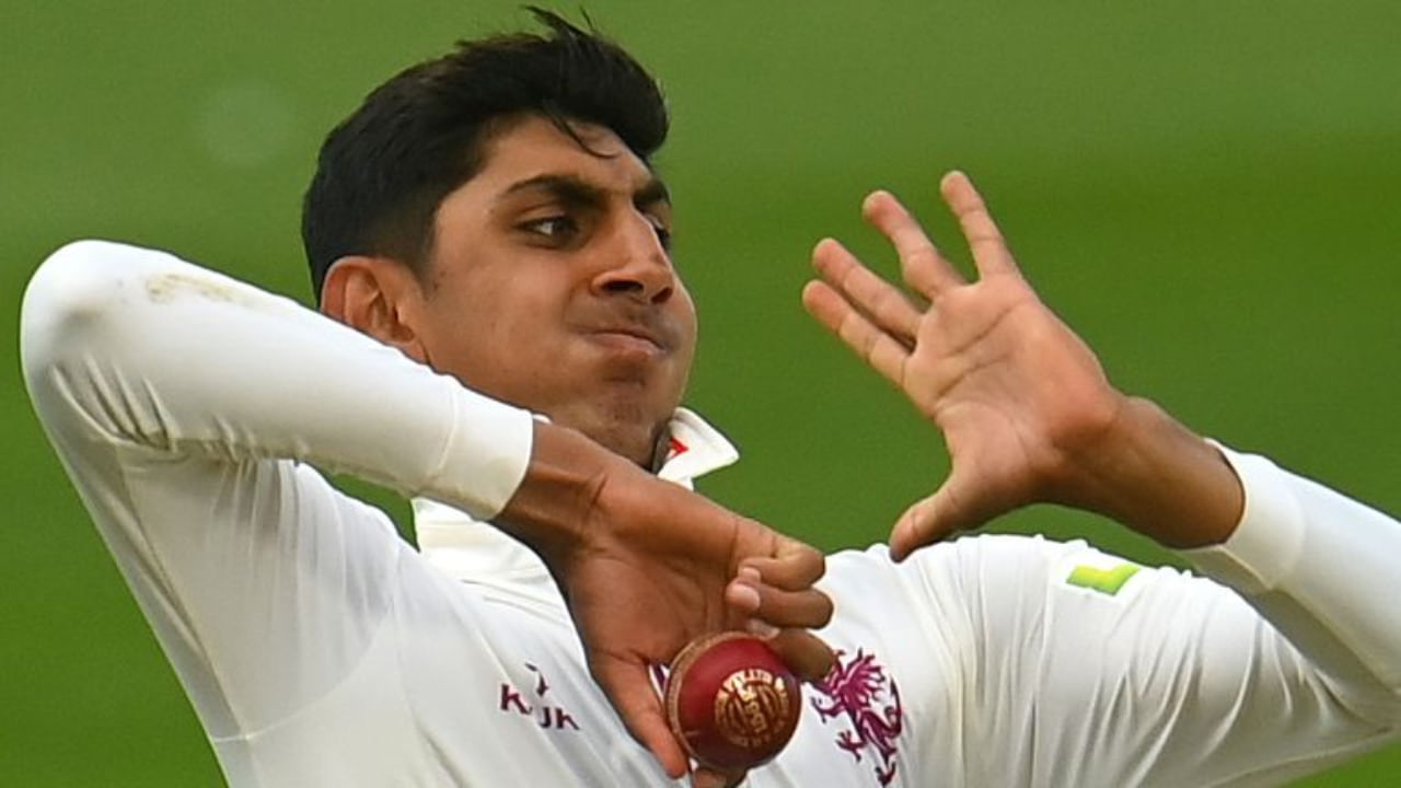 IND vs ENG: ಇಂಗ್ಲೆಂಡ್ ತಂಡವನ್ನು ಸೇರಿಕೊಂಡ ಮತ್ತೊಬ್ಬ ಯುವ ಸ್ಪಿನ್ನರ್ IND vs ENG: ಇಂಗ್ಲೆಂಡ್ ತಂಡವನ್ನು ಸೇರಿಕೊಂಡ ಮತ್ತೊಬ್ಬ ಯುವ ಸ್ಪಿನ್ನರ್