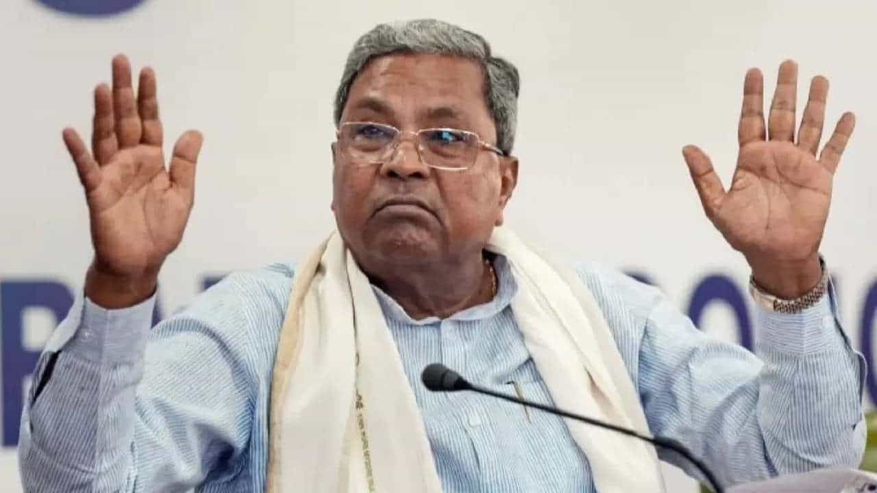 ಗಣರಾಜ್ಯೋತ್ಸವ ಪರೇಡ್​​ನಲ್ಲಿ ಕರ್ನಾಟಕದ ಟ್ಯಾಬ್ಲೋ ಕಡೆಗಣನೆಗೆ ಸಿದ್ದರಾಮಯ್ಯ ಆಕ್ರೋಶ