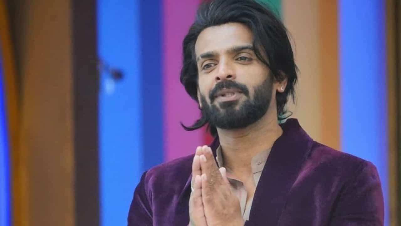 Vinay Gowda: ಬಿಗ್ ಬಾಸ್ ಮನೆಯಿಂದ ವಿನಯ್ ಗೌಡ ಔಟ್; ಎಲ್ಲರಿಗೂ ಶಾಕ್.. Vinay Gowda: ಬಿಗ್ ಬಾಸ್ ಮನೆಯಿಂದ ವಿನಯ್ ಗೌಡ ಔಟ್; ಎಲ್ಲರಿಗೂ ಶಾಕ್..