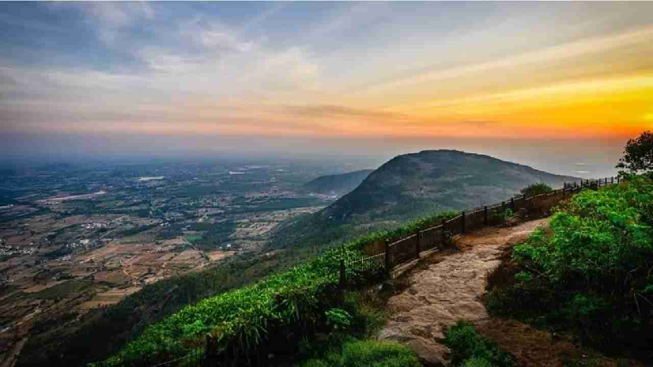 Karnataka Weather: ಬೆಂಗಳೂರು ಸೇರಿ ಹಲವೆಡೆ ಮೋಡಕವಿದ ವಾತಾವರಣ, ಚಳಿ ಕೊಂಚ ಕಡಿಮೆ