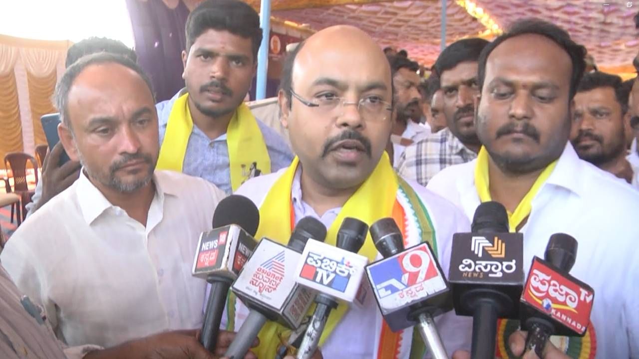 ರಾಮಮಂದಿರ ಕಟ್ಟುವುದಕ್ಕಿಂತ ರಾಮರಾಜ್ಯ ನಿರ್ಮಾಣ ಆಗಬೇಕು- ಯತೀಂದ್ರ ಸಿದ್ದರಾಮಯ್ಯ ರಾಮಮಂದಿರ ಕಟ್ಟುವುದಕ್ಕಿಂತ ರಾಮರಾಜ್ಯ ನಿರ್ಮಾಣ ಆಗಬೇಕು- ಯತೀಂದ್ರ ಸಿದ್ದರಾಮಯ್ಯ