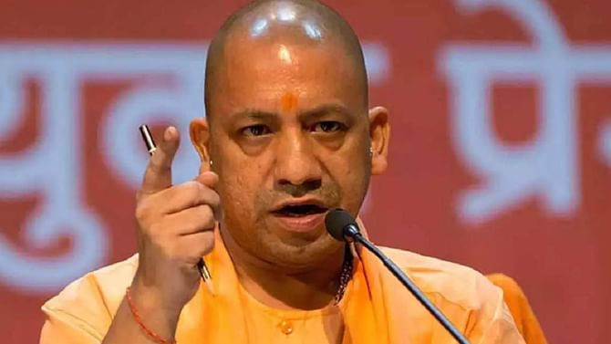 ರಾಮ ಮಂದಿರವನ್ನು ಸ್ಫೋಟಿಸುವುದಾಗಿ ಬೆದರಿಕೆ ಹಾಕಿದ್ದ ಇಬ್ಬರ ಬಂಧನ: ಯೋಗಿ ರಾಮ ಮಂದಿರವನ್ನು ಸ್ಫೋಟಿಸುವುದಾಗಿ ಬೆದರಿಕೆ ಹಾಕಿದ್ದ ಇಬ್ಬರ ಬಂಧನ: ಯೋಗಿ