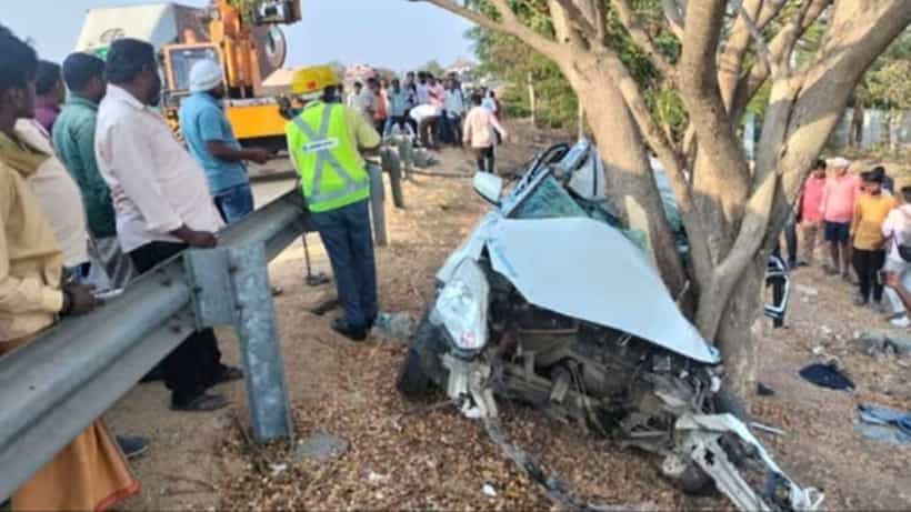 ತೆಲಂಗಾಣ: ಕಾರು ಮರಕ್ಕೆ ಡಿಕ್ಕಿ, ಪೊಲೀಸ್ ಅಧಿಕಾರಿ, ನವವಿವಾಹಿತ ಸೇರಿ 3 ಮಂದಿ ಸಾವು