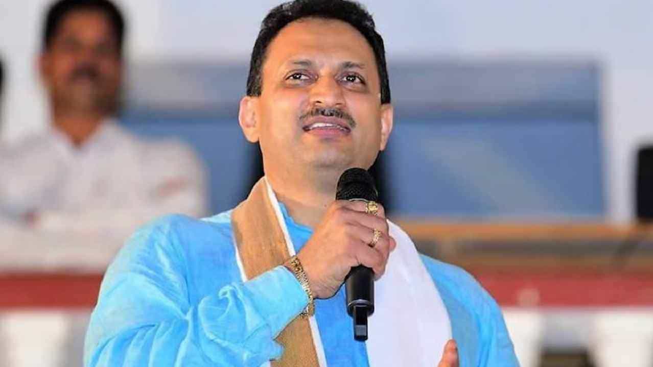 ಉತ್ತರ ಕನ್ನಡದಲ್ಲಿ ಹಿಂದೂ ಫೈರ್ ಬ್ರ್ಯಾಂಡ್ಗೆ ಹಿನ್ನಡೆ: ಅನಂತ್ಕುಮಾರ್ ಹೆಗಡೆಗೆ ತಲೆನೋವಾದ ಸ್ವಪಕ್ಷದ ನಾಯಕರ ನಡೆ ಉತ್ತರ ಕನ್ನಡದಲ್ಲಿ ಹಿಂದೂ ಫೈರ್ ಬ್ರ್ಯಾಂಡ್ಗೆ ಹಿನ್ನಡೆ: ಅನಂತ್ಕುಮಾರ್ ಹೆಗಡೆಗೆ ತಲೆನೋವಾದ ಸ್ವಪಕ್ಷದ ನಾಯಕರ ನಡೆ
