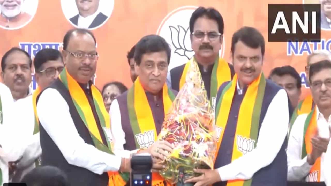 Ashok chavan: ಬಿಜೆಪಿ ಸೇರಿದ ಅಶೋಕ್ ಚವಾಣ್ Ashok chavan: ಬಿಜೆಪಿ ಸೇರಿದ ಅಶೋಕ್ ಚವಾಣ್