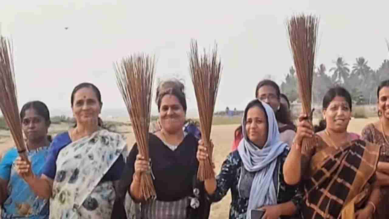 ಕೇರಳದ ಬೀಚ್‌ನಲ್ಲಿ ಯುವ ಜೋಡಿಗಳನ್ನು ಪೊರಕೆ ಹಿಡಿದು ಓಡಿಸಿದ ಬಿಜೆಪಿ ಕಾರ್ಯಕರ್ತೆಯರು