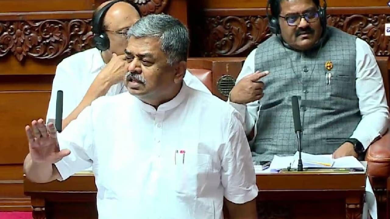 ನನ್ನ ಹೇಳಿಕೆ ತಿರುಚಿದ್ದಾರೆ, ಮಾಧ್ಯಮಗಳ ಮೇಲೆ ಹಕ್ಕುಚ್ಯುತಿ ಮಂಡನೆ ಮಾಡ್ತೀನಿ -ಬಿಕೆ ಹರಿಪ್ರಸಾದ್ ನನ್ನ ಹೇಳಿಕೆ ತಿರುಚಿದ್ದಾರೆ, ಮಾಧ್ಯಮಗಳ ಮೇಲೆ ಹಕ್ಕುಚ್ಯುತಿ ಮಂಡನೆ ಮಾಡ್ತೀನಿ -ಬಿಕೆ ಹರಿಪ್ರಸಾದ್
