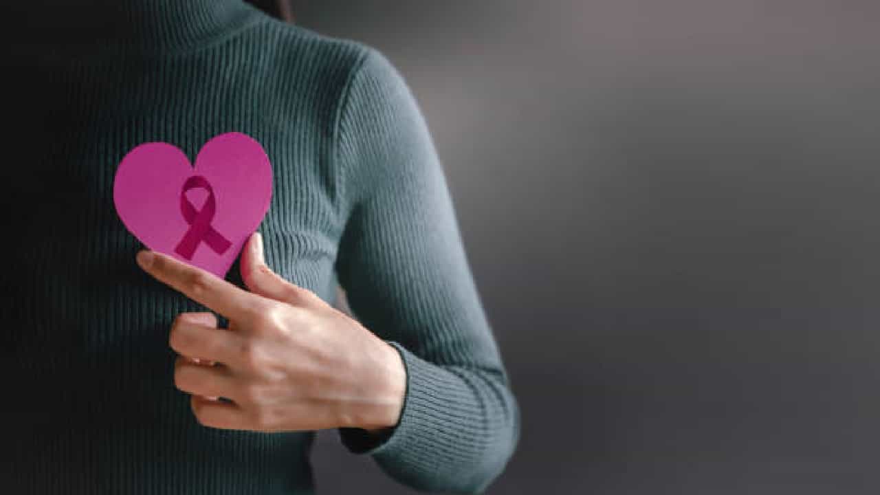 Breast Cancer: ನಿಮ್ಮ ಚರ್ಮದ ಮೇಲಾಗುವ ಈ ಬದಲಾವಣೆ ಸ್ತನ ಕ್ಯಾನ್ಸರ್ ಲಕ್ಷಣಗಳಾಗಿರಬಹುದು ಎಚ್ಚರ!