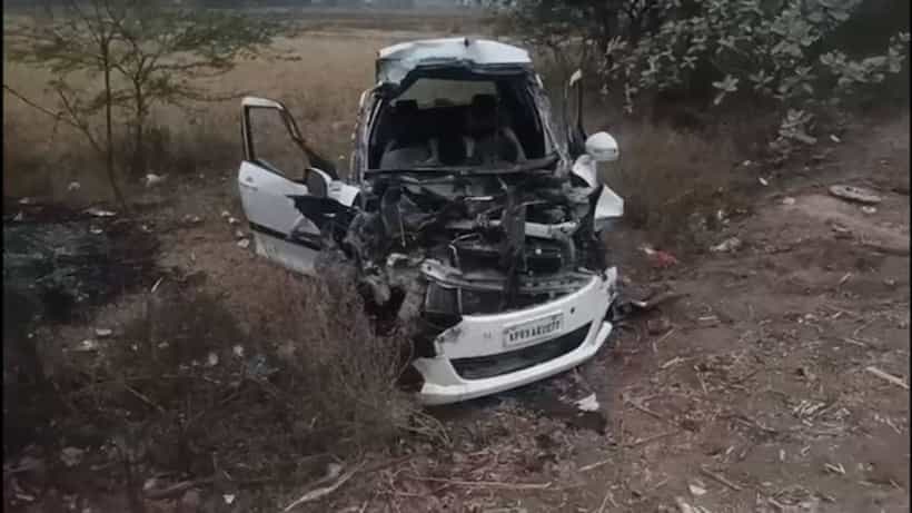 ತಮಿಳುನಾಡು: ಟ್ರ್ಯಾಕ್ಟರ್ಗೆ ಕಾರು ಡಿಕ್ಕಿ, 4 ಮಂದಿ ಸಾವು