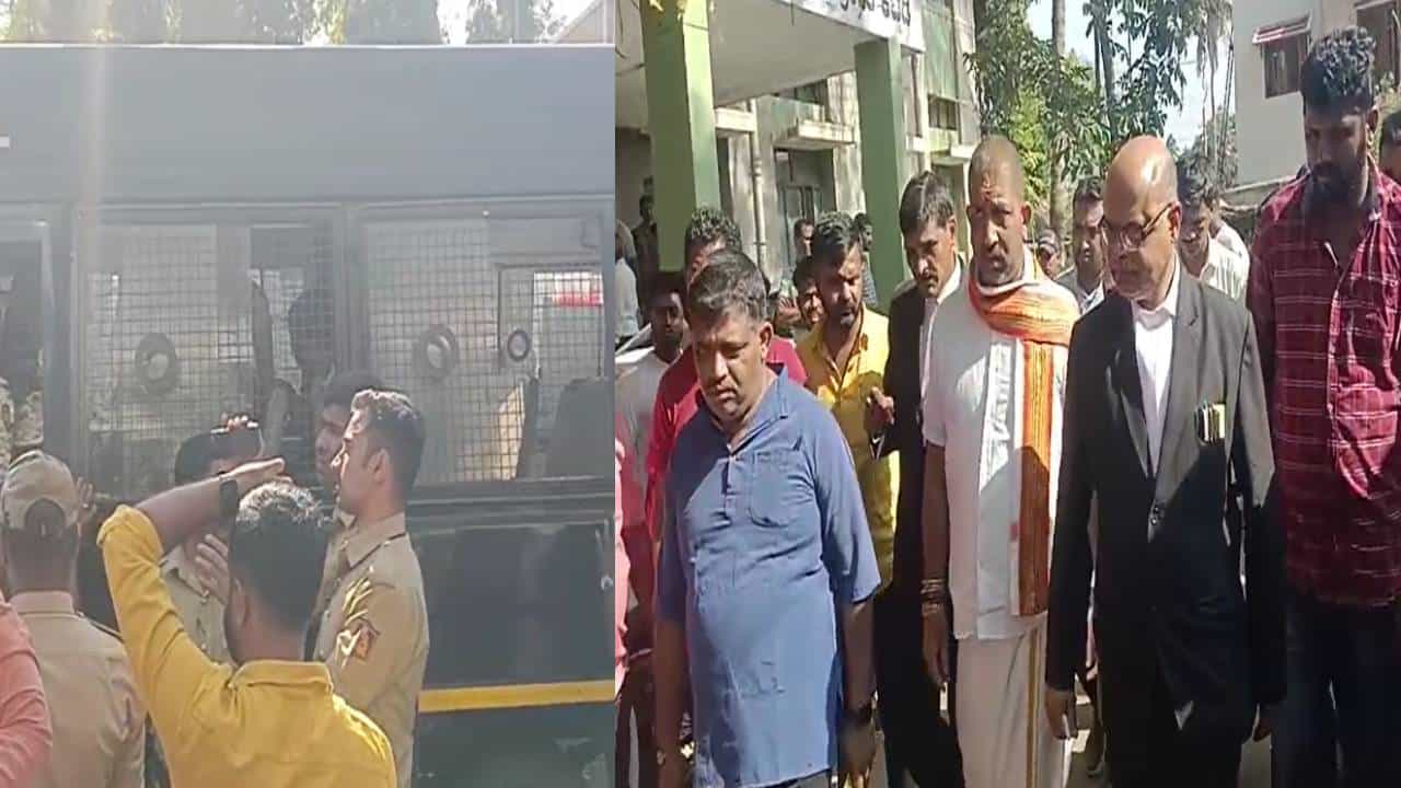ಬಜರಂಗದಳ ಕಾರ್ಯಕರ್ತರಿಂದ ನೈತಿಕ ಪೊಲೀಸ್ ಗಿರಿ ಪ್ರಕರಣ; ಆರೋಪಿಗಳಿಗೆ 13 ದಿನ ನ್ಯಾಯಾಂಗ ಬಂಧನ ಬಜರಂಗದಳ ಕಾರ್ಯಕರ್ತರಿಂದ ನೈತಿಕ ಪೊಲೀಸ್ ಗಿರಿ ಪ್ರಕರಣ; ಆರೋಪಿಗಳಿಗೆ 13 ದಿನ ನ್ಯಾಯಾಂಗ ಬಂಧನ