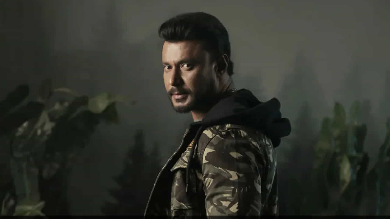 Darshan Birthday: ದರ್ಶನ್ ಬರ್ತ್ಡೇಗೆ ರಿವೀಲ್ ಆಗಲಿದೆ ‘ಡೆವಿಲ್’ ಸಿನಿಮಾದ ಫಸ್ಟ್ ಲುಕ್ Darshan Birthday: ದರ್ಶನ್ ಬರ್ತ್ಡೇಗೆ ರಿವೀಲ್ ಆಗಲಿದೆ ‘ಡೆವಿಲ್’ ಸಿನಿಮಾದ ಫಸ್ಟ್ ಲುಕ್
