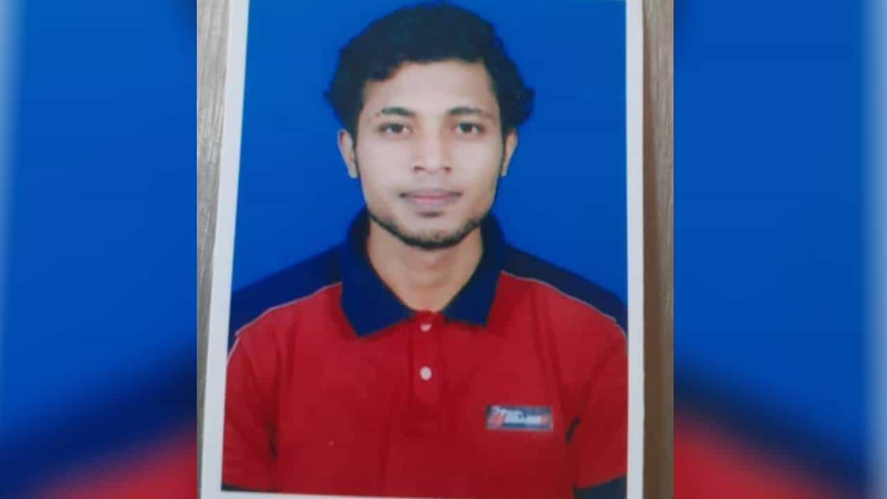 ‘ಕ್ರೀಡೆಗೆ ಆಸಕ್ತಿ ಕಡಿಮೆ ಕೊಟ್ಟು, ಓದಿನ ಕಡೆ ಗಮನಹರಿಸು’ ಎಂದು ತಂದೆ ಬುದ್ದಿ ಹೇಳಿದಕ್ಕೆ ಮಗ ಆತ್ಮಹತ್ಯೆ ‘ಕ್ರೀಡೆಗೆ ಆಸಕ್ತಿ ಕಡಿಮೆ ಕೊಟ್ಟು, ಓದಿನ ಕಡೆ ಗಮನಹರಿಸು’ ಎಂದು ತಂದೆ ಬುದ್ದಿ ಹೇಳಿದಕ್ಕೆ ಮಗ ಆತ್ಮಹತ್ಯೆ