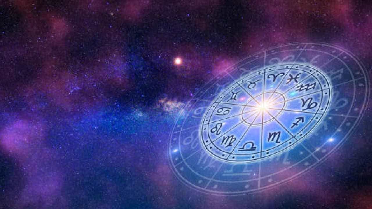 Horoscope: ನಿತ್ಯಭವಿಷ್ಯ; ಈ ರಾಶಿಯವರು ತಮ್ಮ ಕೆಲಸದಲ್ಲಿ ಮತ್ತೆ ಮತ್ತೆ ತೊಂದರೆ ಎದುರಾದರೆ ಅದನ್ನು ಕೈ ಬಿಡುವುದು ಸೂಕ್ತ Horoscope: ನಿತ್ಯಭವಿಷ್ಯ; ಈ ರಾಶಿಯವರು ತಮ್ಮ ಕೆಲಸದಲ್ಲಿ ಮತ್ತೆ ಮತ್ತೆ ತೊಂದರೆ ಎದುರಾದರೆ ಅದನ್ನು ಕೈ ಬಿಡುವುದು ಸೂಕ್ತ