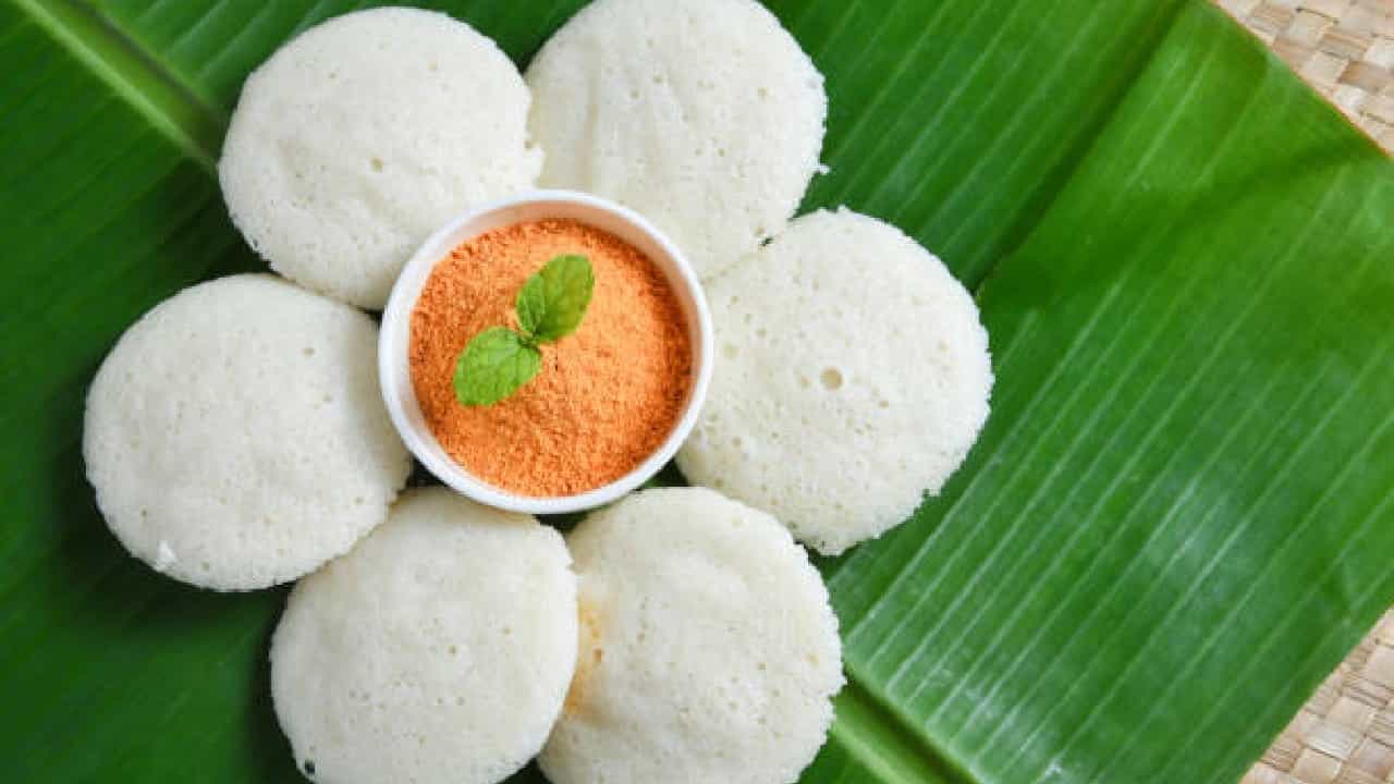 Idli Benefits: ನಿಮಗೆ ಇಡ್ಲಿ ಎಂದರೆ ಇಷ್ಟಾನಾ? ಈ ವಿಷಯವೂ ತಿಳಿದಿರಲಿ Idli Benefits: ನಿಮಗೆ ಇಡ್ಲಿ ಎಂದರೆ ಇಷ್ಟಾನಾ? ಈ ವಿಷಯವೂ ತಿಳಿದಿರಲಿ