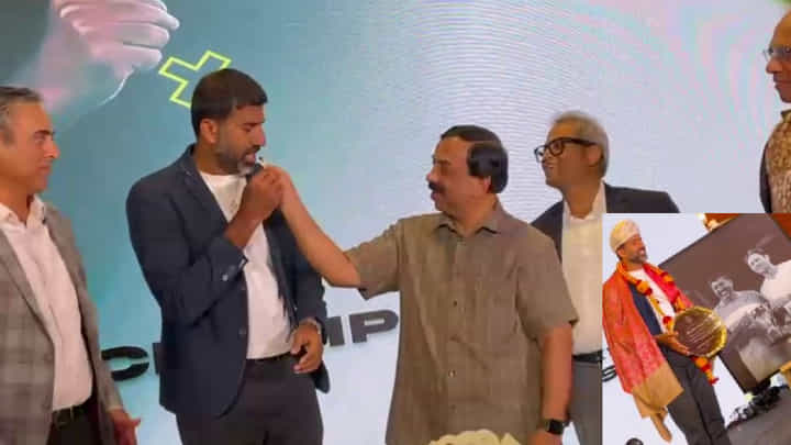 ಟೆನಿಸ್ ತಾರೆ ರೋಹನ್ ಬೋಪಣ್ಣರನ್ನು ಸನ್ಮಾನಿಸಿದ ಕರ್ನಾಟಕ ರಾಜ್ಯ ಲಾನ್ ಟೆನಿಸ್ ಸಂಸ್ಥೆ ಟೆನಿಸ್ ತಾರೆ ರೋಹನ್ ಬೋಪಣ್ಣರನ್ನು ಸನ್ಮಾನಿಸಿದ ಕರ್ನಾಟಕ ರಾಜ್ಯ ಲಾನ್ ಟೆನಿಸ್ ಸಂಸ್ಥೆ