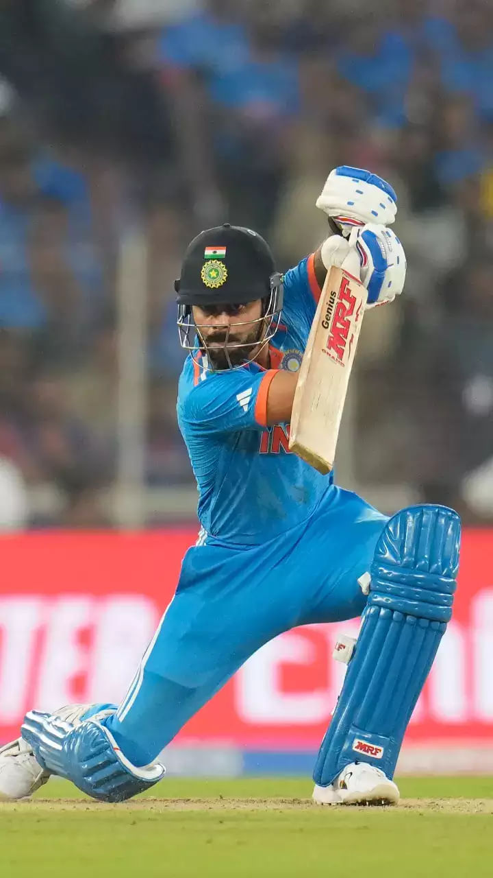 ಎರಡನೇ ಸ್ಥಾನದಲ್ಲಿದ್ದರು ಭಾರತದ ವಿರಾಟ್ ಕೊಹ್ಲಿ 86 ಪಂದ್ಯಗಳಲ್ಲಿ 3000 ರನ್ ಪೂರೈಸಿದ್ದಾರೆ.