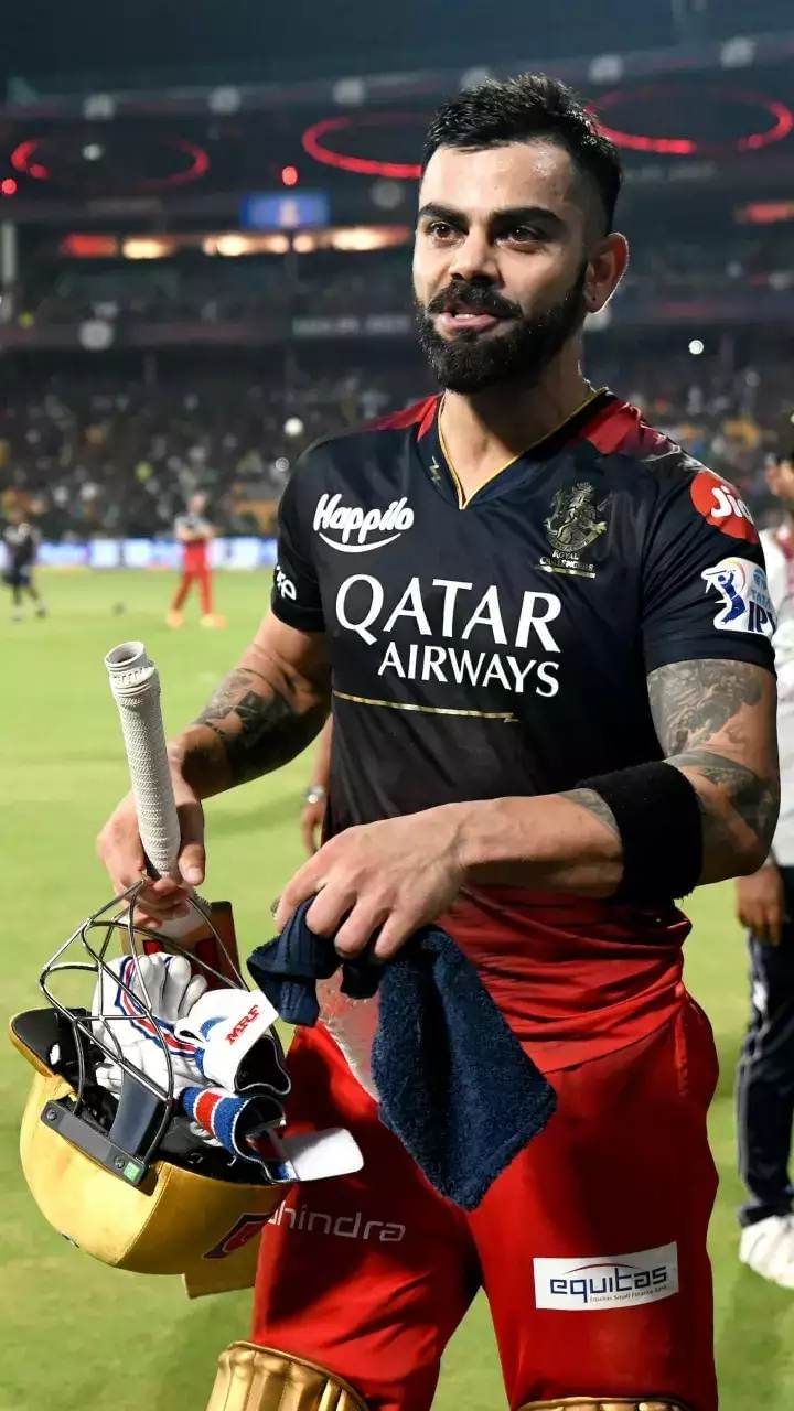 ರಾಯಲ್ ಚಾಲೆಂಜರ್ಸ್ ಬೆಂಗಳೂರು ಪರ ಒಟ್ಟು 237 ಐಪಿಎಲ್ ಪಂದ್ಯಗಳಲ್ಲಿ ವಿರಾಟ್ ಕೊಹ್ಲಿ 37.25 ಸರಾಸರಿಯಲ್ಲಿ 7263 ರನ್ ಗಳಿಸಿದ್ದಾರೆ.