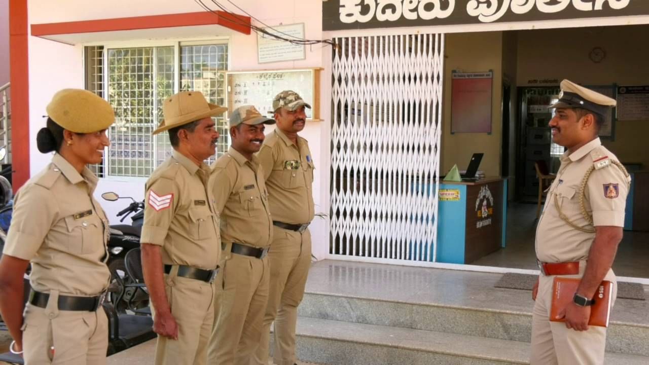 central awards chamarajanagar kudur police station to Karnataka Number 1 police station