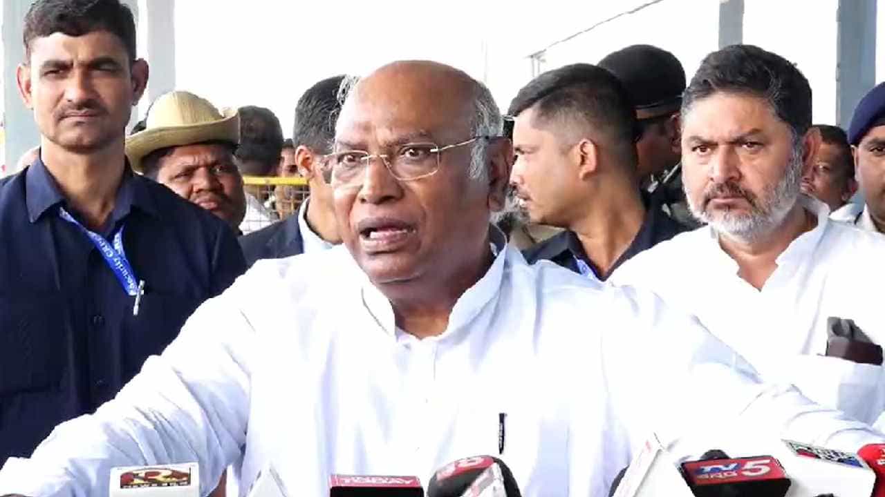 ರಾಜ್ಯಸಭೆ ಚುನಾವಣೆಯಲ್ಲಿ ಅಡ್ಡ ಮತದಾನ ಸುಳ್ಳು, ನೇರ ಮತದಾನ ಆಗಲಿದೆ: ಮಲ್ಲಿಕಾರ್ಜುನ ಖರ್ಗೆ ರಾಜ್ಯಸಭೆ ಚುನಾವಣೆಯಲ್ಲಿ ಅಡ್ಡ ಮತದಾನ ಸುಳ್ಳು, ನೇರ ಮತದಾನ ಆಗಲಿದೆ: ಮಲ್ಲಿಕಾರ್ಜುನ ಖರ್ಗೆ