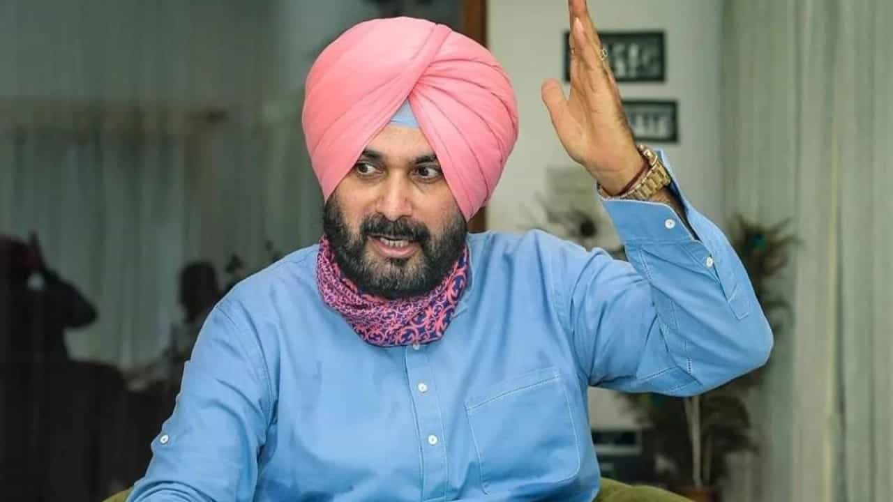ಕಾಂಗ್ರೆಸ್ ಪಕ್ಷವನ್ನು ಶುದ್ಧೀಕರಿಸಿ: ಹಿಮಾಚಲದಲ್ಲಿ ಅಡ್ಡ ಮತದಾನ ವಿರುದ್ಧ ನವಜೋತ್ ಸಿಂಗ್ ಸಿಧು ಗುಡುಗು ಕಾಂಗ್ರೆಸ್ ಪಕ್ಷವನ್ನು ಶುದ್ಧೀಕರಿಸಿ: ಹಿಮಾಚಲದಲ್ಲಿ ಅಡ್ಡ ಮತದಾನ ವಿರುದ್ಧ ನವಜೋತ್ ಸಿಂಗ್ ಸಿಧು ಗುಡುಗು