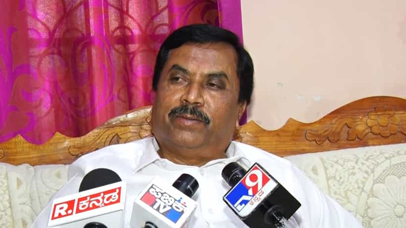 ಚಿಕ್ಕಬಳ್ಳಾಪುರ: ಕಾಂಗ್ರೆಸ್ ತೊರೆಯಲು ಮುಂದಾದ ಸಿದ್ದರಾಮಯ್ಯ ಆಪ್ತ ಎನ್ಎಚ್ ಶಿವಶಂಕರ ರೆಡ್ಡಿ