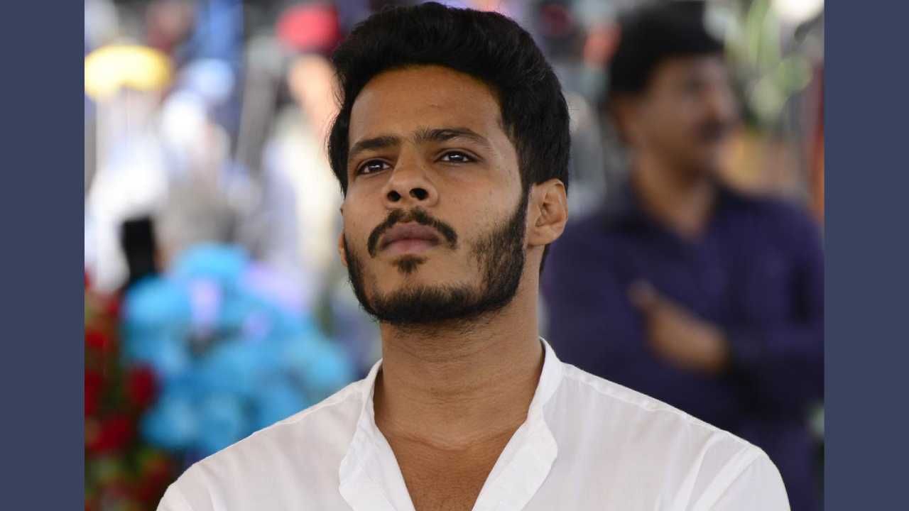 ಮಂಡ್ಯ ಲೋಕಸಭಾ ಕಣದಿಂದ ಹಿಂದೆ ಸರಿದಿದ್ದ ನಿಖಿಲ್ ಕುಮಾರಸ್ವಾಮಿ ಯೂಟರ್ನ್ ಮಂಡ್ಯ ಲೋಕಸಭಾ ಕಣದಿಂದ ಹಿಂದೆ ಸರಿದಿದ್ದ ನಿಖಿಲ್ ಕುಮಾರಸ್ವಾಮಿ ಯೂಟರ್ನ್