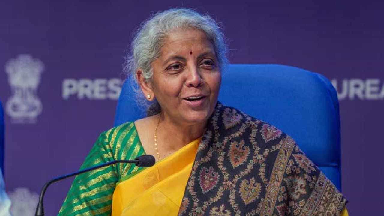 ಬೆಂಗಳೂರಿನ ತೆರಿಗೆದಾರರನ್ನು ಹೊಗಳಿದ ಕೇಂದ್ರ ಸಚಿವೆ ನಿರ್ಮಲಾ ಸೀತಾರಾಮನ್; ಕಾರಣ ಏನು? ಬೆಂಗಳೂರಿನ ತೆರಿಗೆದಾರರನ್ನು ಹೊಗಳಿದ ಕೇಂದ್ರ ಸಚಿವೆ ನಿರ್ಮಲಾ ಸೀತಾರಾಮನ್; ಕಾರಣ ಏನು?