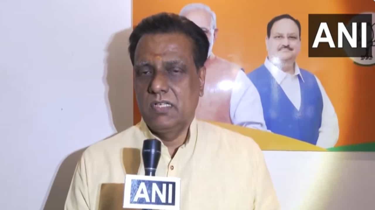 ಪಕ್ಷದ ವೈಫಲ್ಯಗಳಿಗೆ ಕಾಂಗ್ರೆಸ್ ನರಸಿಂಹರಾವ್ ಅವರನ್ನು ಬಲಿಪಶುವಾಗಿಸಿದೆ: ಪಿವಿ ನರಸಿಂಹ ರಾವ್ ಮೊಮ್ಮಗ ವಾಗ್ದಾಳಿ ಪಕ್ಷದ ವೈಫಲ್ಯಗಳಿಗೆ ಕಾಂಗ್ರೆಸ್ ನರಸಿಂಹರಾವ್ ಅವರನ್ನು ಬಲಿಪಶುವಾಗಿಸಿದೆ: ಪಿವಿ ನರಸಿಂಹ ರಾವ್ ಮೊಮ್ಮಗ ವಾಗ್ದಾಳಿ