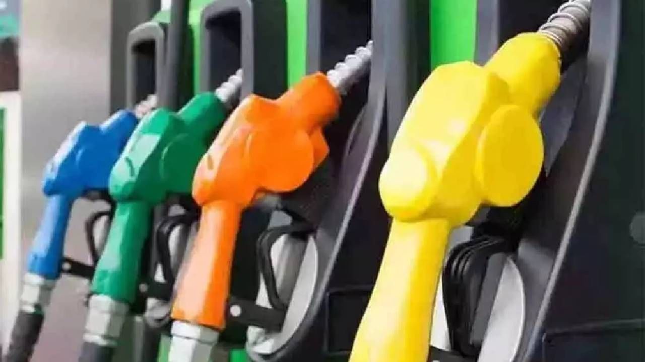 Petrol Diesel Price on February 22: ಉತ್ತರ ಪ್ರದೇಶದಲ್ಲಿ ಪೆಟ್ರೋಲ್ ದರ ಏರಿಕೆ, ಬಿಹಾರದಲ್ಲಿ ಇಳಿಕೆ