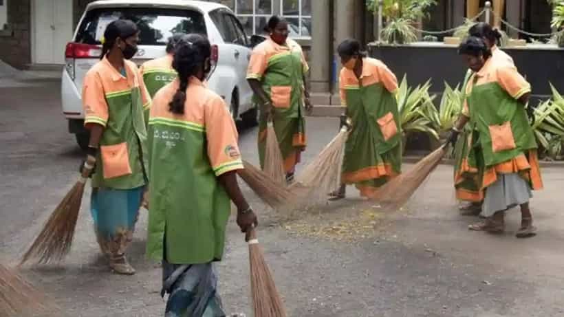 ಪೌರಕಾರ್ಮಿಕರಿಗೆ ರಿಲೀಫ್: ಪಿಎಫ್ ಬಾಕಿ ಪಾವತಿಸಲು ಬಿಬಿಎಂಪಿಗೆ ಕರ್ನಾಟಕ ಹೈಕೋರ್ಟ್ ನಿರ್ದೇಶನ