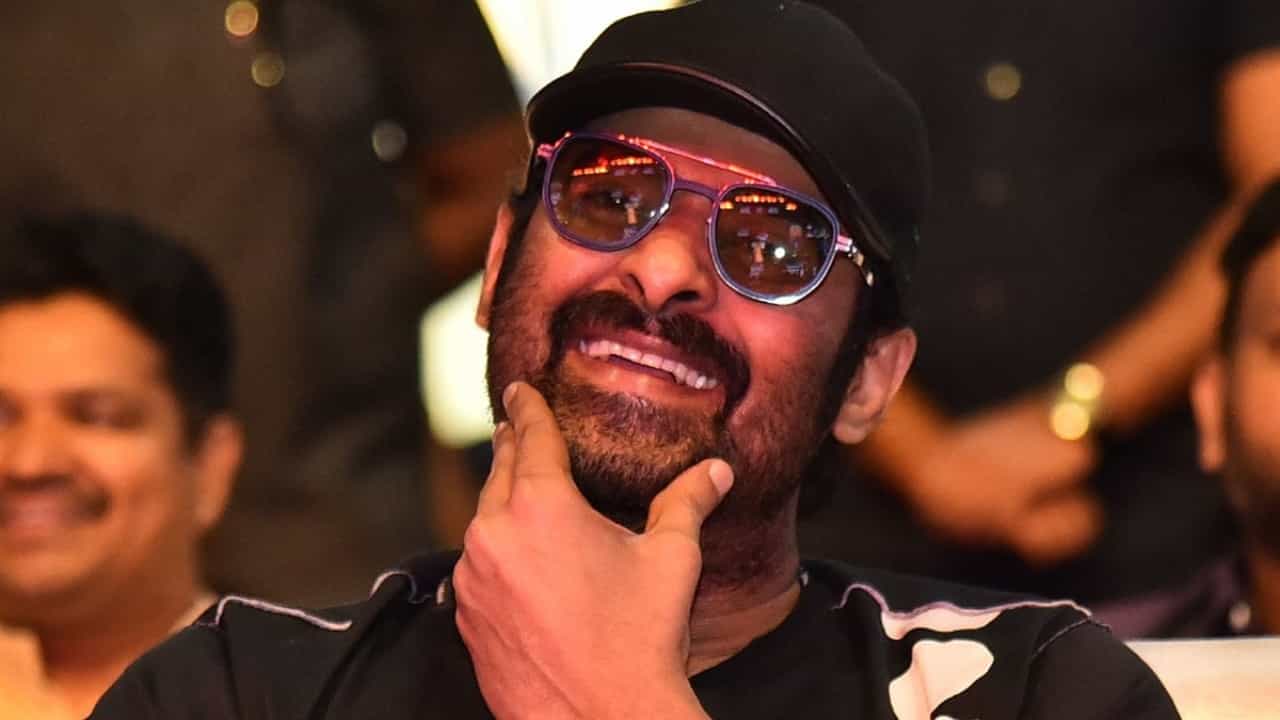 ಲಂಡನ್ನಲ್ಲಿ ಉಳಿದುಕೊಳ್ಳಲು ದುಬಾರಿ ಮನೆ ಆಯ್ಕೆ ಮಾಡಿದ ಪ್ರಭಾಸ್; ತಿಂಗಳ ಬಾಡಿಗೆ ಎಷ್ಟು ಲಕ್ಷ? ಲಂಡನ್ನಲ್ಲಿ ಉಳಿದುಕೊಳ್ಳಲು ದುಬಾರಿ ಮನೆ ಆಯ್ಕೆ ಮಾಡಿದ ಪ್ರಭಾಸ್; ತಿಂಗಳ ಬಾಡಿಗೆ ಎಷ್ಟು ಲಕ್ಷ?