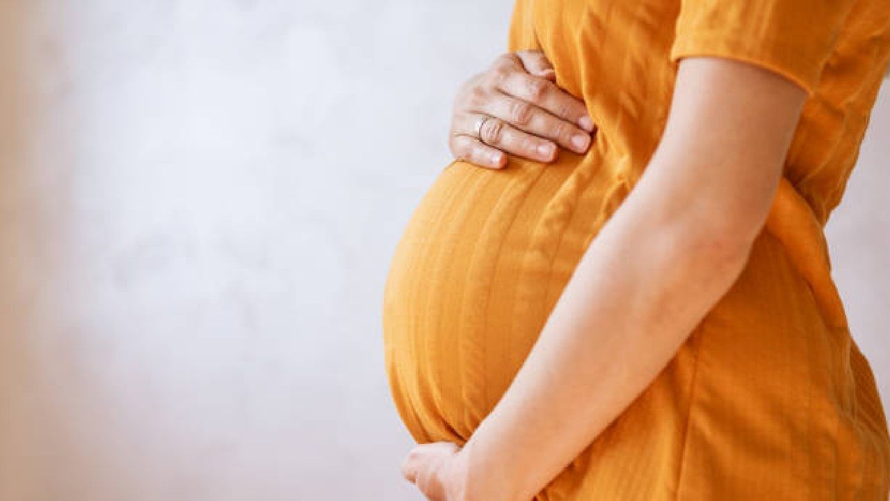 Pregnant Health: ಗರ್ಭಿಣಿಯರು ಫಾಸ್ಟ್​ ಫುಡ್ ತಿಂದರೆ ಏನಾಗುತ್ತದೆ?