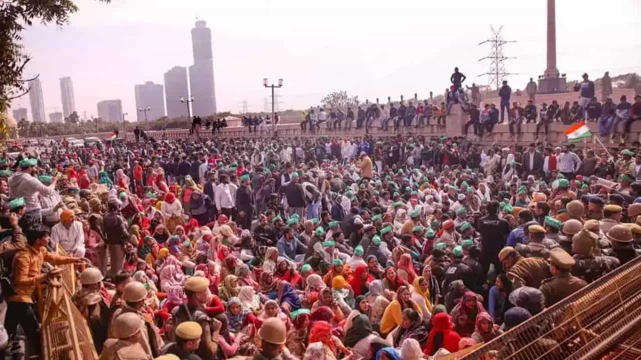 Delhi Chalo: ರೈತರ ಪ್ರತಿಭಟನೆ: ಸರ್ಕಾರದ ಮುಂದಿಟ್ಟಿರುವ ಬೇಡಿಕೆಗಳ ಬಗ್ಗೆ ಇಲ್ಲಿದೆ ಮಾಹಿತಿ Delhi Chalo: ರೈತರ ಪ್ರತಿಭಟನೆ: ಸರ್ಕಾರದ ಮುಂದಿಟ್ಟಿರುವ ಬೇಡಿಕೆಗಳ ಬಗ್ಗೆ ಇಲ್ಲಿದೆ ಮಾಹಿತಿ