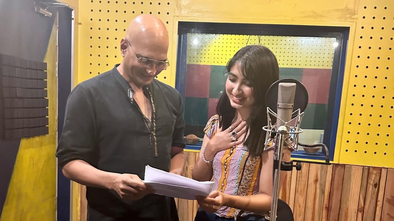 ‘ಗೌರಿ’ ಸಿನಿಮಾದ ಶೂಟಿಂಗ್ ಪೂರ್ಣಗೊಂಡಿದೆ. ಇತ್ತೀಚೆಗೆ ಸಾನ್ಯಾ ಅವರು ಡಬ್ಬಿಂಗ್ ಕೆಲಸ ಕೂಡ ಪೂರ್ಣಗೊಳಿಸಿದ್ದಾರೆ ‘ಬಿಗ್ ಬಾಸ್ ಕನ್ನಡ ಒಟಿಟಿ’ ಹಾಗೂ ಬಿಗ್ ಬಾಸ್ ಟಿವಿ ಸೀಸನ್ ಮೂಲಕ ಸಾನ್ಯಾ ಖ್ಯಾತಿ ಹೆಚ್ಚಿಸಿಕೊಂಡರು.