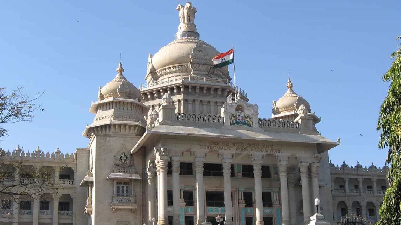 ನಾಡಗೀತೆ ವಿವಾದ ಬೆನ್ನಲ್ಲೇ ಕನ್ನಡ ಮತ್ತು ಸಂಸ್ಕೃತಿ ಇಲಾಖೆ ಕಾರ್ಯದರ್ಶಿ ವರ್ಗಾವಣೆ