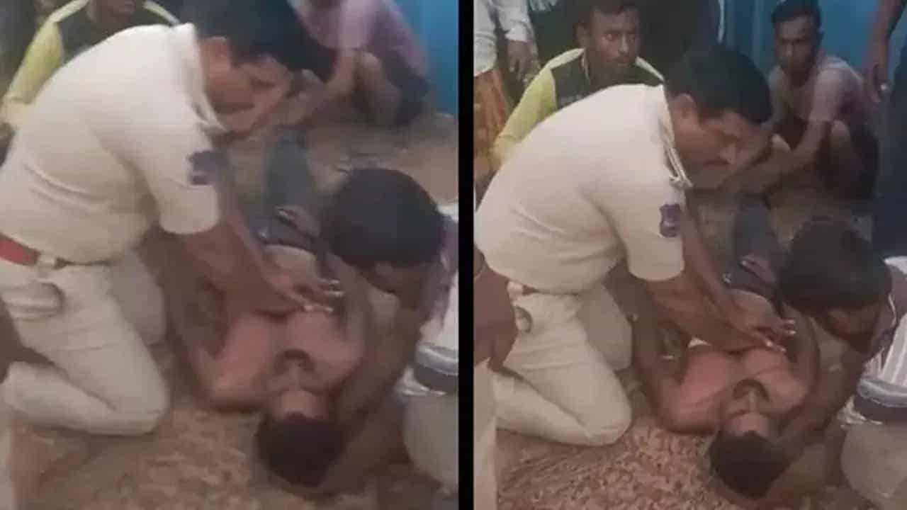 ಸಾವಿನಂಚಿನಲ್ಲಿದ್ದ ವ್ಯಕ್ತಿಯ ಜೀವ ಉಳಿಸಿದ ಪೊಲೀಸ್ ಅಧಿಕಾರಿ -ವೀಡಿಯೊ ವೈರಲ್ ಸಾವಿನಂಚಿನಲ್ಲಿದ್ದ ವ್ಯಕ್ತಿಯ ಜೀವ ಉಳಿಸಿದ ಪೊಲೀಸ್ ಅಧಿಕಾರಿ -ವೀಡಿಯೊ ವೈರಲ್