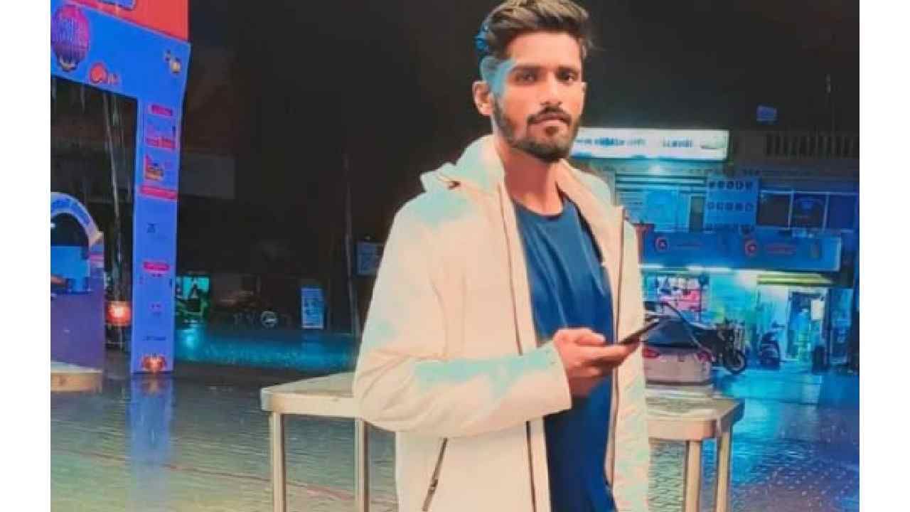 ಆನೇಕಲ್: ನಡುರಸ್ತೆಯಲ್ಲೇ ಮಾರಕಾಸ್ತ್ರಗಳಿಂದ ಕೊಚ್ಚಿ ಯುವಕನ ಕೊಲೆ