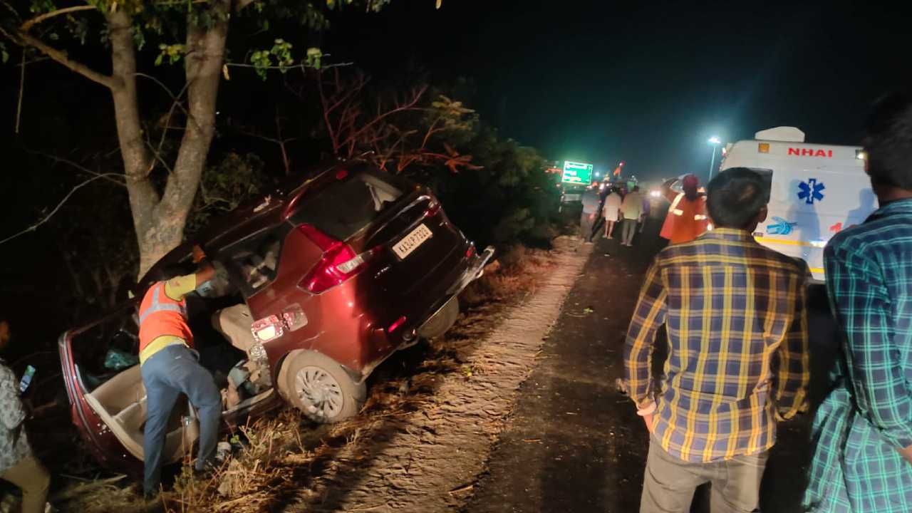 ಚಾಲಕನ ನಿಯಂತ್ರಣ ತಪ್ಪಿ ಕಾರು ಮರಕ್ಕೆ ಡಿಕ್ಕಿ: ಮಗು ಸೇರಿದಂತೆ ಬಳ್ಳಾರಿ ಮೂಲದ ಐವರು ಸಾವು