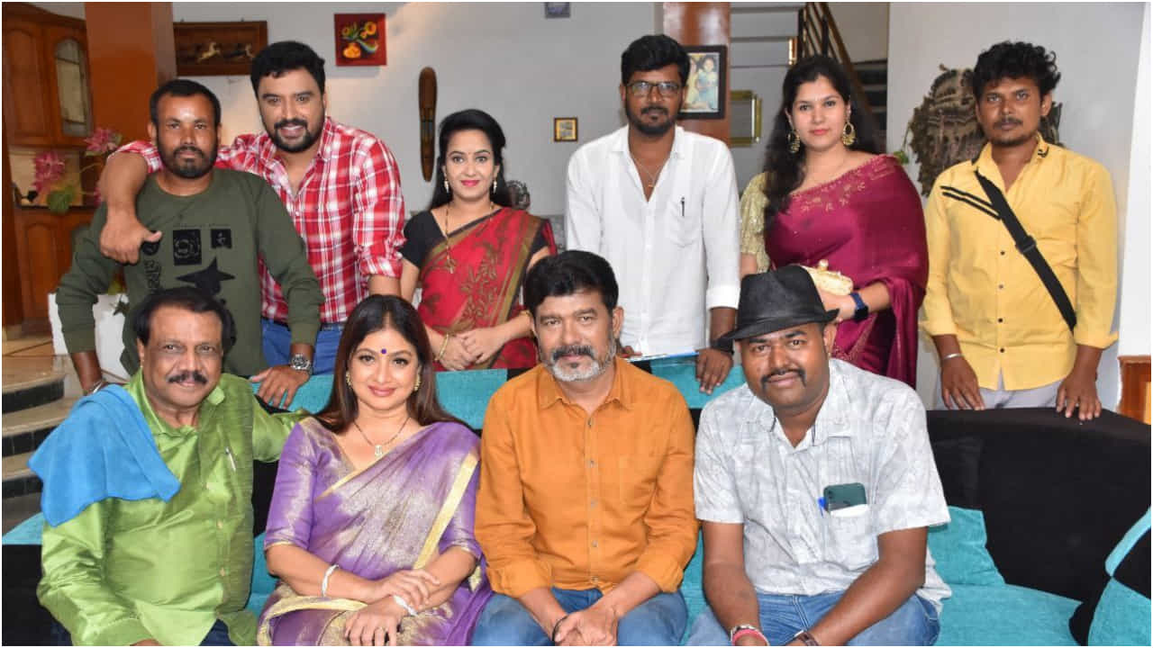 ಎಂ.ಡಿ. ಕೌಶಿಕ್ ನಿರ್ದೇಶನದಲ್ಲಿ ‘ಅಮ್ಮನ ಲಾಲಿ’; ಕಾದಂಬರಿ ಆಧಾರಿತ ಚಿತ್ರದಲ್ಲಿವೆ ವಿಶೇಷ ಹಾಡುಗಳು ಎಂ.ಡಿ. ಕೌಶಿಕ್ ನಿರ್ದೇಶನದಲ್ಲಿ ‘ಅಮ್ಮನ ಲಾಲಿ’; ಕಾದಂಬರಿ ಆಧಾರಿತ ಚಿತ್ರದಲ್ಲಿವೆ ವಿಶೇಷ ಹಾಡುಗಳು