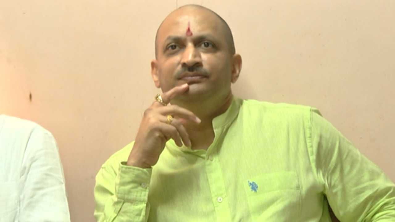 ಲೋಕಸಭೆ ಚುನಾವಣೆ ಬಳಿಕ ಸರ್ಕಾರ ಪತನ, ಆಗ ತಲ್ವಾರ್ ತುದಿ ಹೇಗೆ ಜಳಪಿಸುತ್ತೆ ನೋಡಿ: ಅನಂತಕುಮಾರ್ ಹೆಗಡೆ ಲೋಕಸಭೆ ಚುನಾವಣೆ ಬಳಿಕ ಸರ್ಕಾರ ಪತನ, ಆಗ ತಲ್ವಾರ್ ತುದಿ ಹೇಗೆ ಜಳಪಿಸುತ್ತೆ ನೋಡಿ: ಅನಂತಕುಮಾರ್ ಹೆಗಡೆ