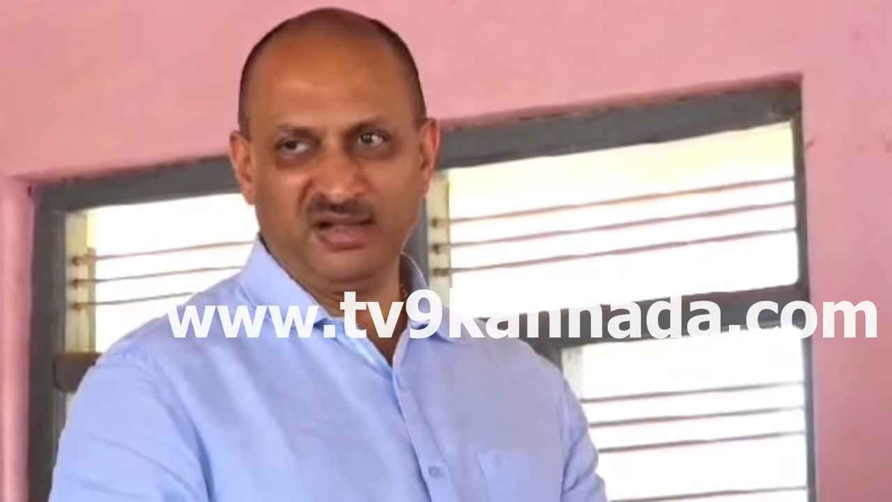ಸಂವಿಧಾನ ತಿದ್ದುಪಡಿ ಮಾಡಲು ಬಿಜೆಪಿ 400 ಸ್ಥಾನಗಳನ್ನು ಗೆಲ್ಲಬೇಕು: ಅನಂತ್ ಕುಮಾರ್ ಹೆಗಡೆ ಸಂವಿಧಾನ ತಿದ್ದುಪಡಿ ಮಾಡಲು ಬಿಜೆಪಿ 400 ಸ್ಥಾನಗಳನ್ನು ಗೆಲ್ಲಬೇಕು: ಅನಂತ್ ಕುಮಾರ್ ಹೆಗಡೆ