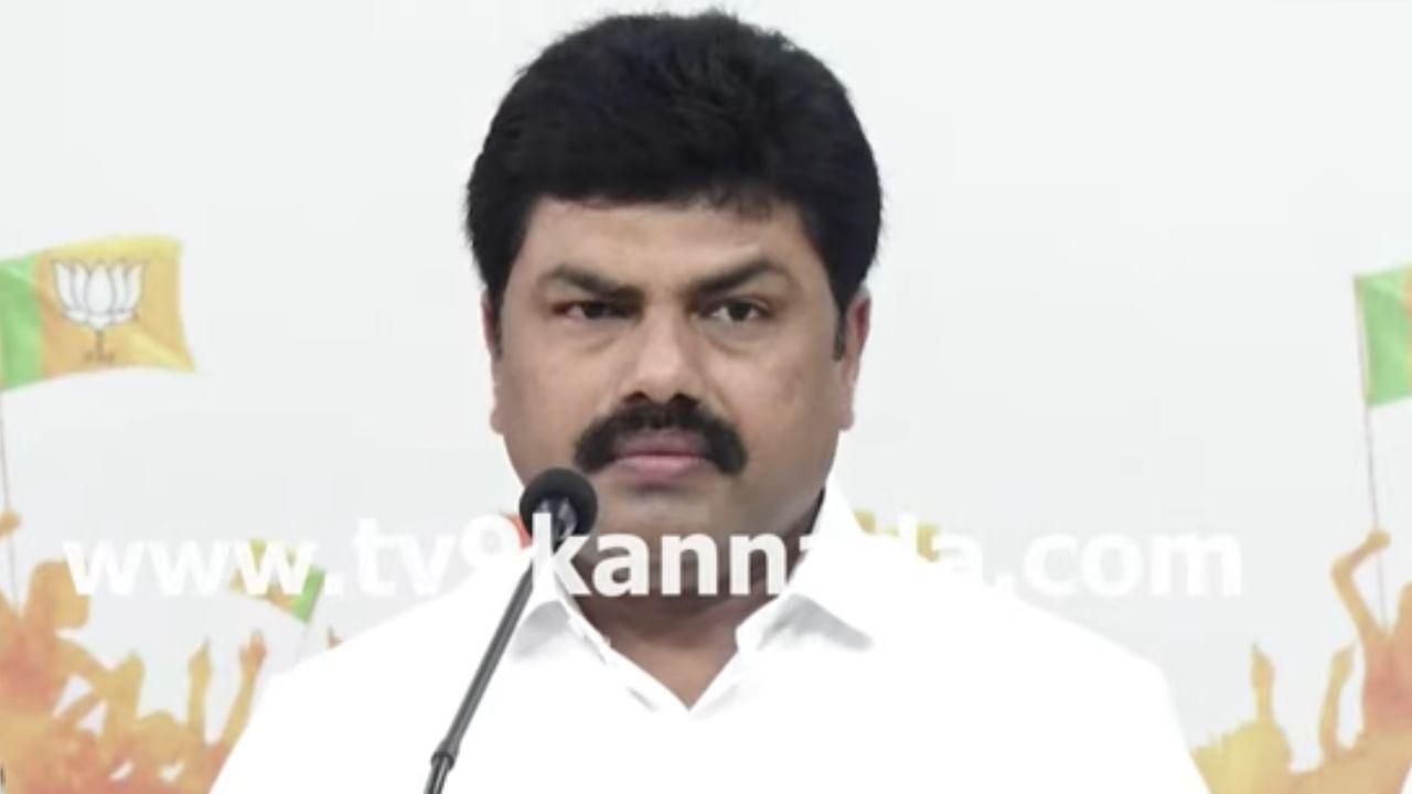 ಈಶ್ವರಪ್ಪ ಬಂಡಾಯದ ಬಗ್ಗೆ ಅಚ್ಚರಿಯ ಹೇಳಿಕೆ ನೀಡಿದ ಬಿವೈ ರಾಘವೇಂದ್ರ ಈಶ್ವರಪ್ಪ ಬಂಡಾಯದ ಬಗ್ಗೆ ಅಚ್ಚರಿಯ ಹೇಳಿಕೆ ನೀಡಿದ ಬಿವೈ ರಾಘವೇಂದ್ರ
