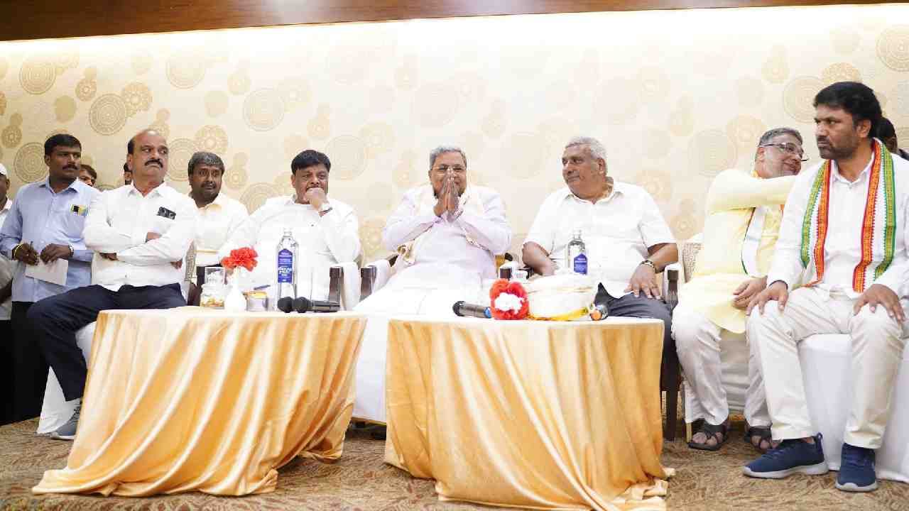 ಚಾಮರಾಜನಗರ ಕ್ಷೇತ್ರದ ಟಿಕೆಟ್ ಫೈನಲ್: ಮತ್ತೋರ್ವ ಸಚಿವರ ಪುತ್ರನಿಗೆ ಕಾಂಗ್ರೆಸ್ ಮಣೆ ಚಾಮರಾಜನಗರ ಕ್ಷೇತ್ರದ ಟಿಕೆಟ್ ಫೈನಲ್: ಮತ್ತೋರ್ವ ಸಚಿವರ ಪುತ್ರನಿಗೆ ಕಾಂಗ್ರೆಸ್ ಮಣೆ