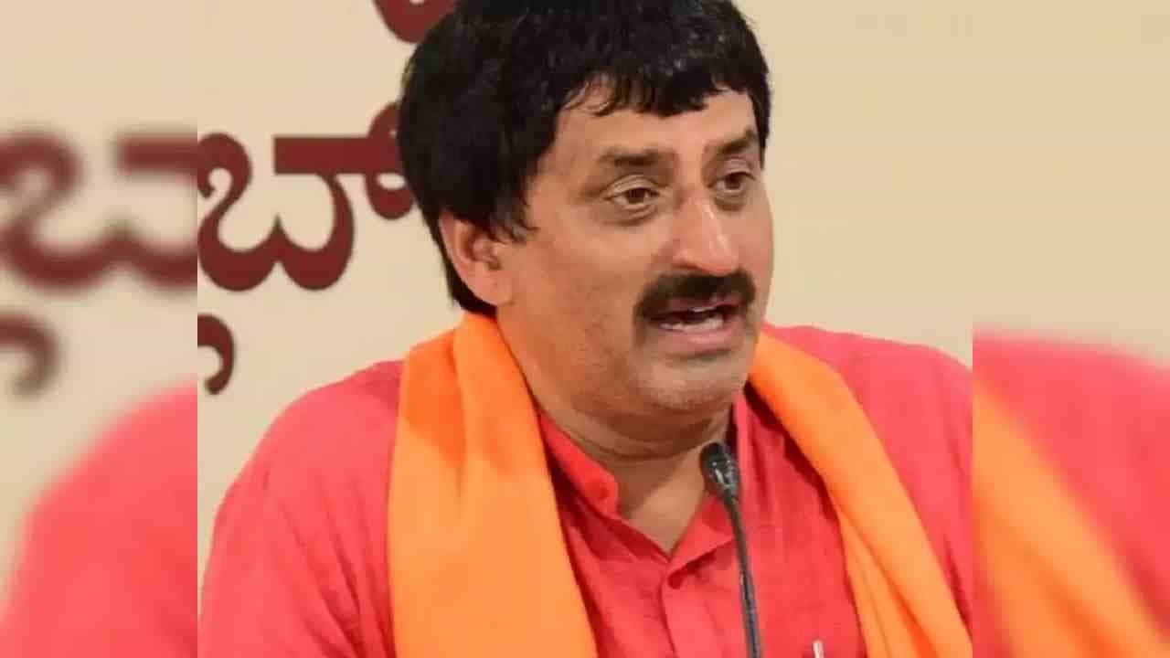 ಬೆಂಗಳೂರು ಗ್ರಾಮಾಂತರಕ್ಕೆ ಡಿಕೆ ಸುರೇಶ್ ವಿರುದ್ಧ ಬಿಜೆಪಿಯಿಂದ ಯಾರು? ಕೆಲ ಅಚ್ಚರಿ ಸಂಗತಿ ಬಿಚ್ಚಿಟ್ಟ ಯೋಗೇಶ್ವರ್ ಬೆಂಗಳೂರು ಗ್ರಾಮಾಂತರಕ್ಕೆ ಡಿಕೆ ಸುರೇಶ್ ವಿರುದ್ಧ ಬಿಜೆಪಿಯಿಂದ ಯಾರು? ಕೆಲ ಅಚ್ಚರಿ ಸಂಗತಿ ಬಿಚ್ಚಿಟ್ಟ ಯೋಗೇಶ್ವರ್